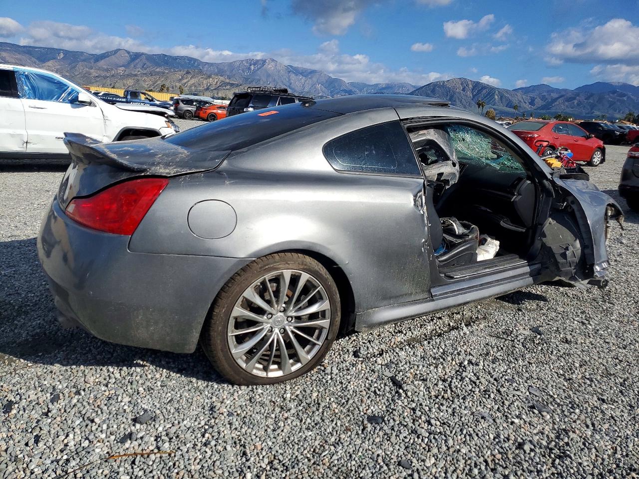 2012 INFINITI G37 BASE photo 3