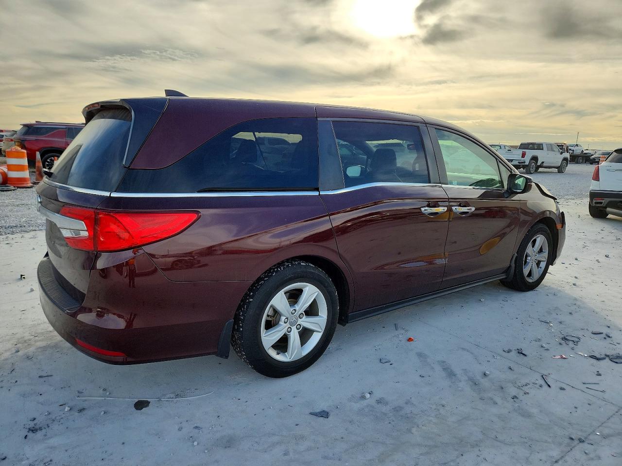 2019 HONDA ODYSSEY EXL photo 3