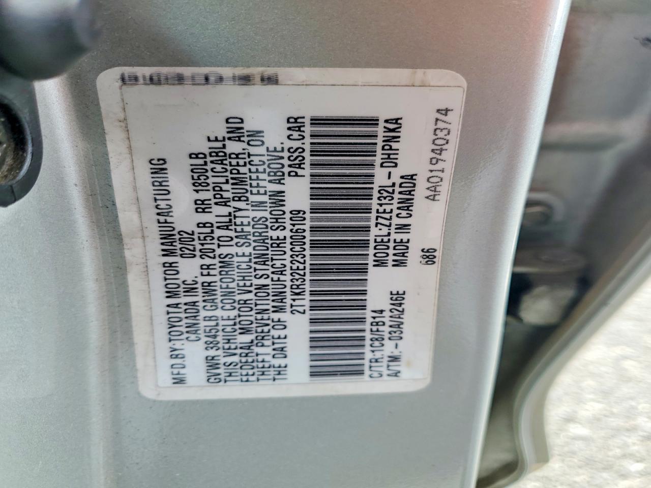 2003 TOYOTA COROLLA MATRIX XR photo 13