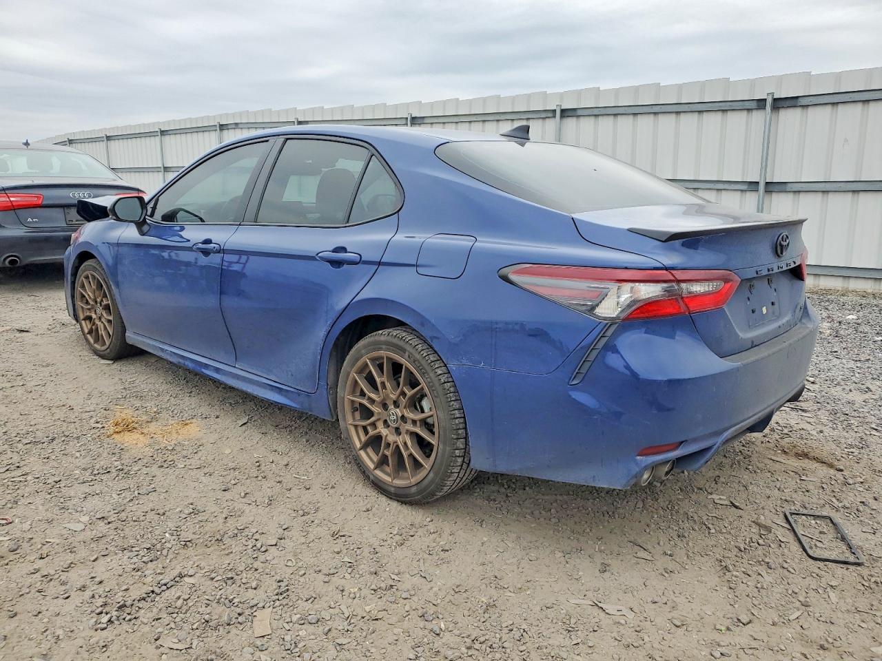2023 TOYOTA CAMRY SE NIGHT SHADE photo 2