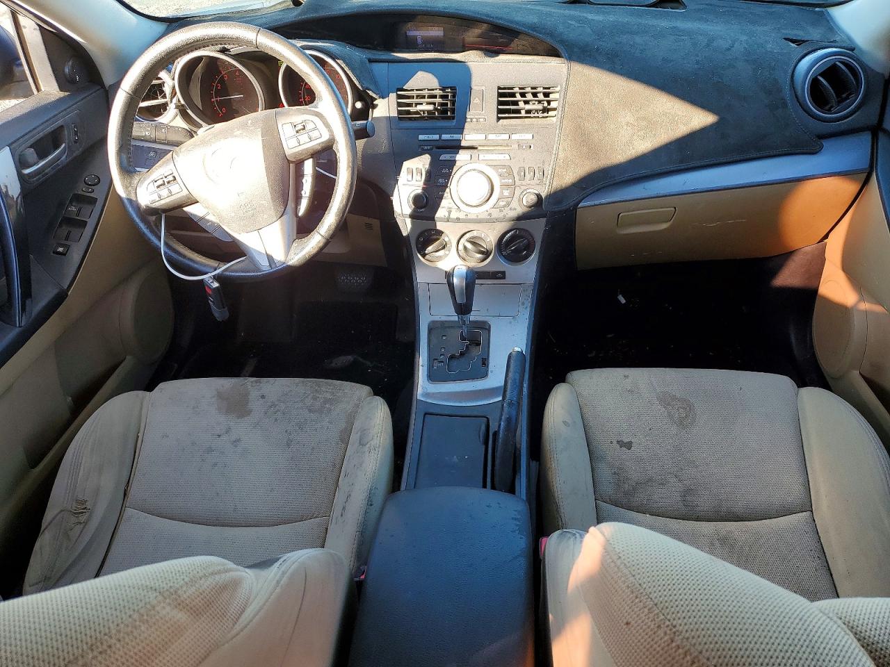 2010 MAZDA 3 S photo 8