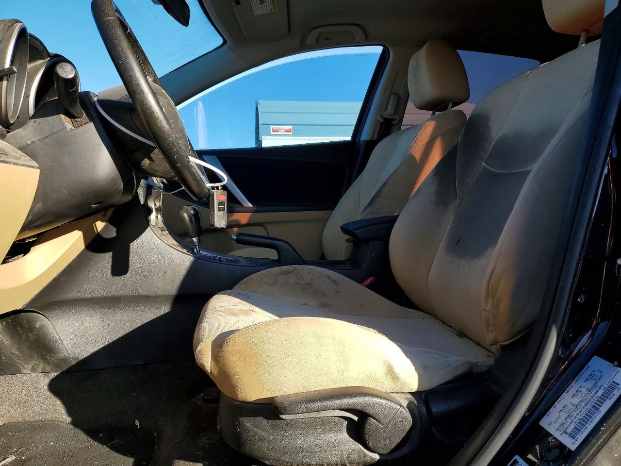 2010 MAZDA 3 S photo 7