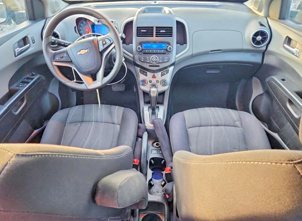 2014 CHEVROLET SONIC LT photo 8