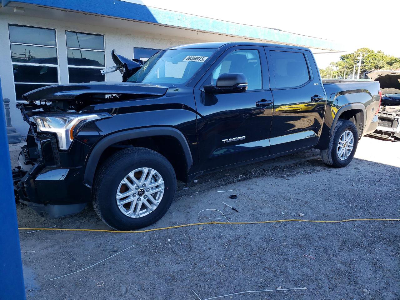 2024 TOYOTA TUNDRA