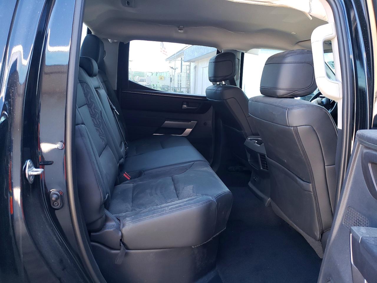2024 TOYOTA TUNDRA CREWMAX SR photo 10