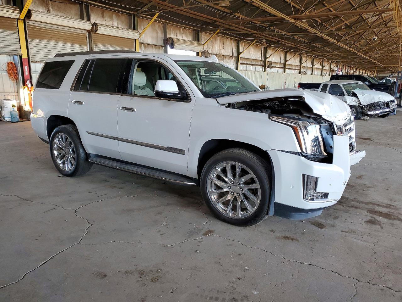 2020 CADILLAC ESCALADE LUXURY photo 4