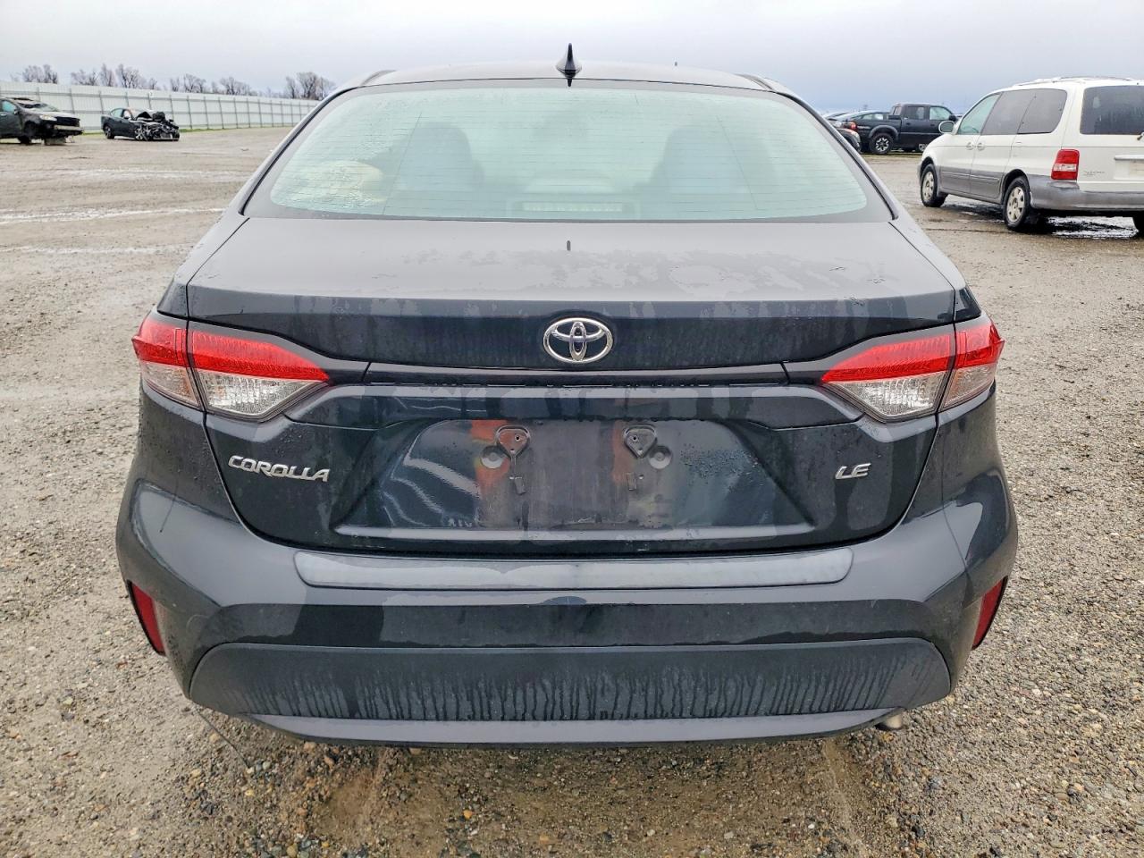 2020 TOYOTA COROLLA LE photo 6