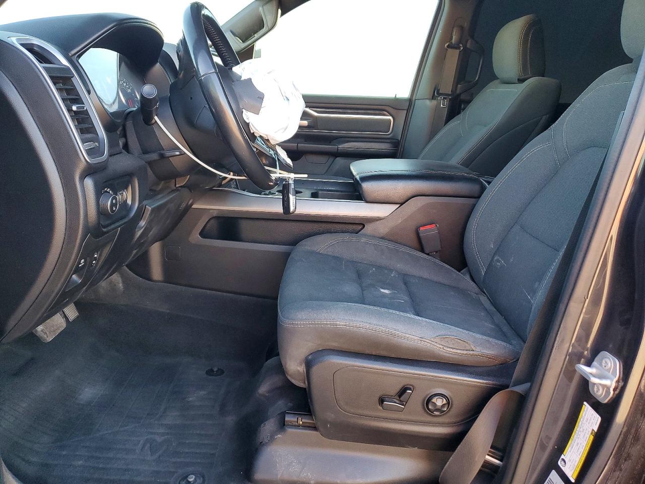 2019 RAM 1500 BIG HORN photo 13