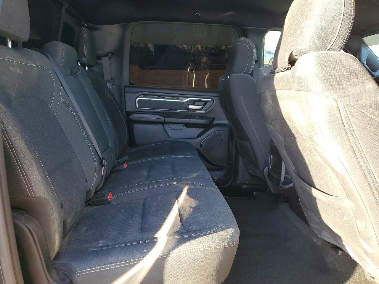 2019 RAM 1500 BIG HORN photo 19