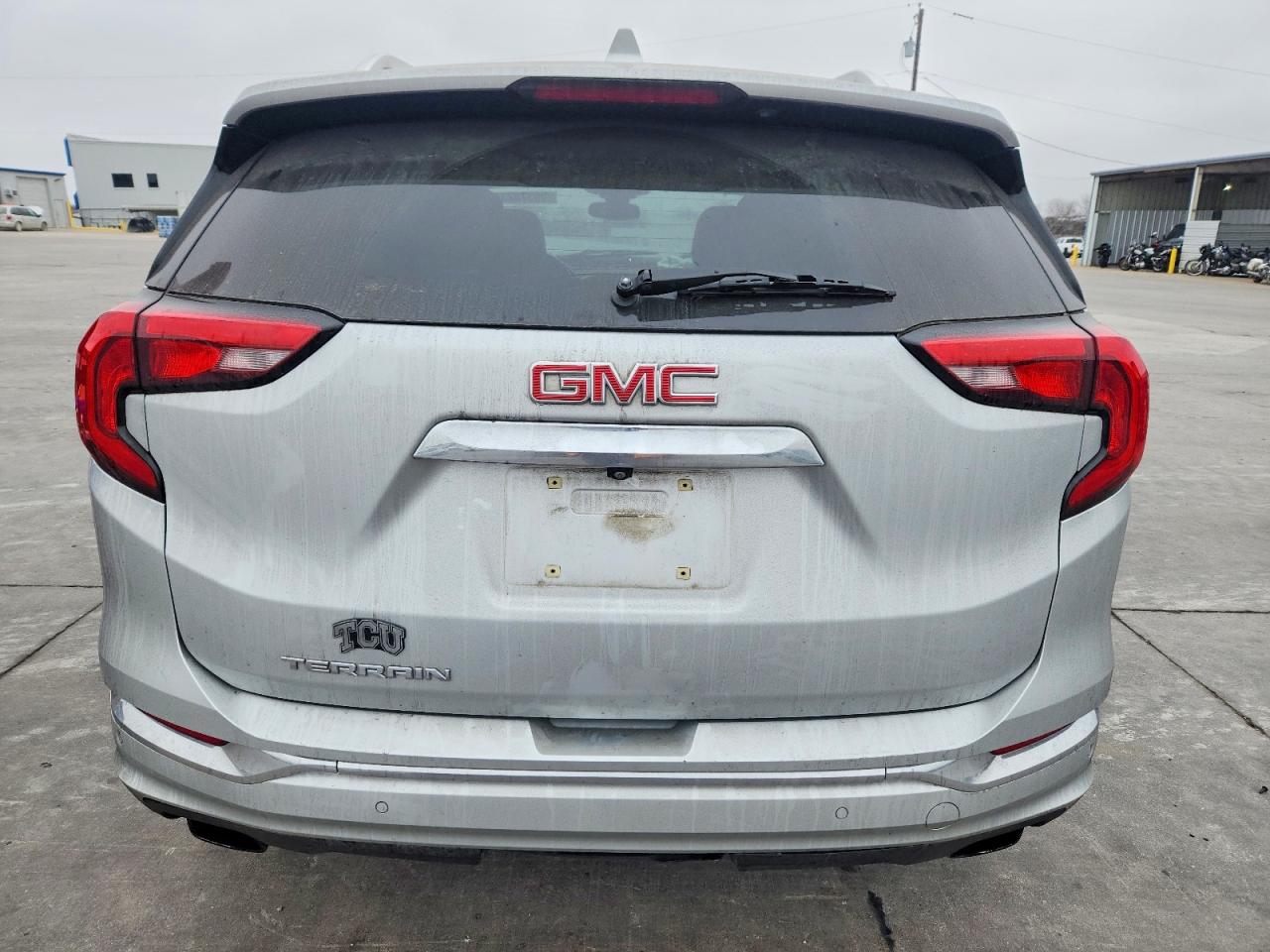 2019 GMC TERRAIN DENALI photo 6