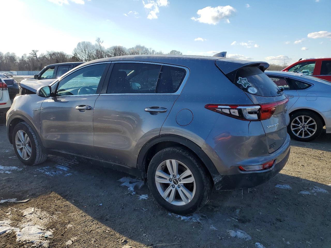 2019 KIA SPORTAGE LX photo 2