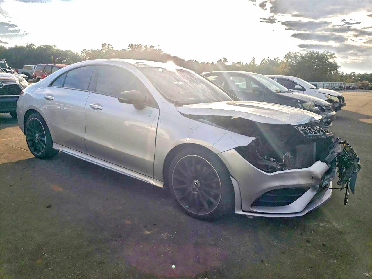 2022 MERCEDES-BENZ CLA 250 photo 4