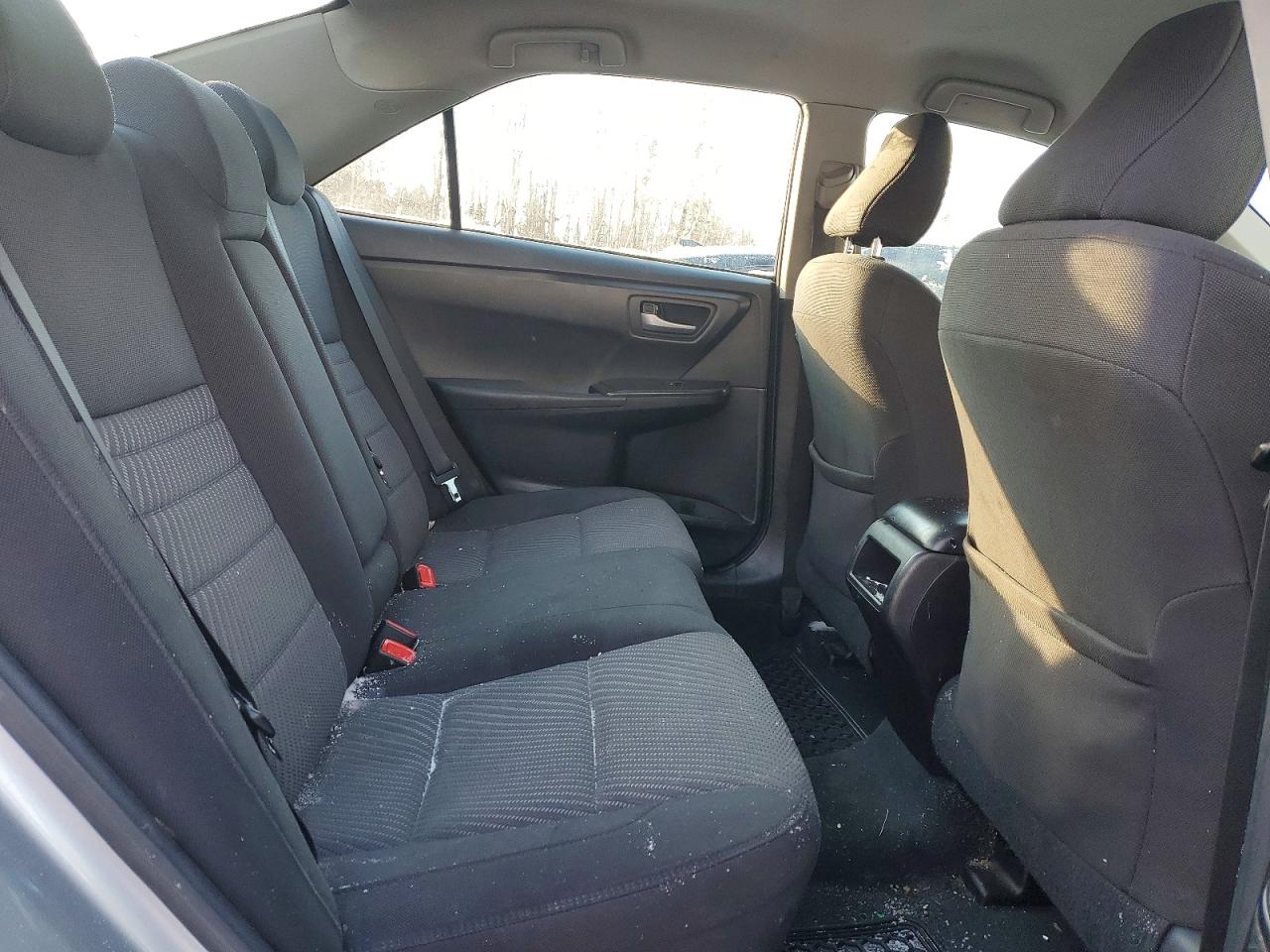 2017 TOYOTA CAMRY LE photo 19