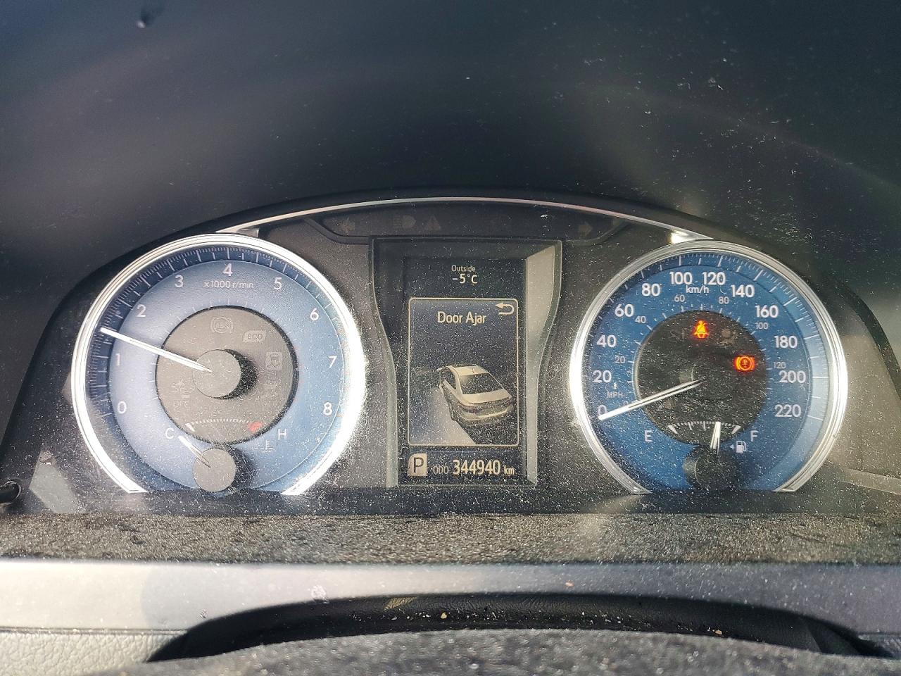 2017 TOYOTA CAMRY LE photo 17
