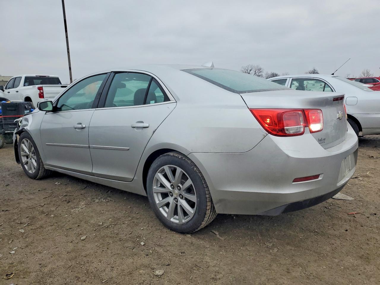 2013 CHEVROLET MALIBU 2LT photo 2