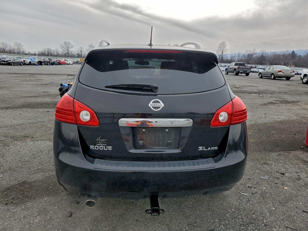 2013 NISSAN ROGUE S photo 6