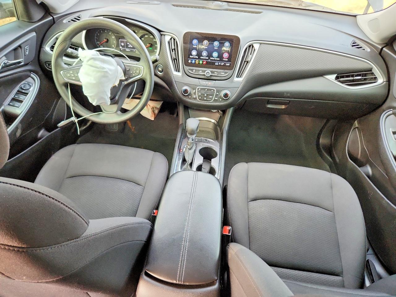 2024 CHEVROLET MALIBU LT photo 8
