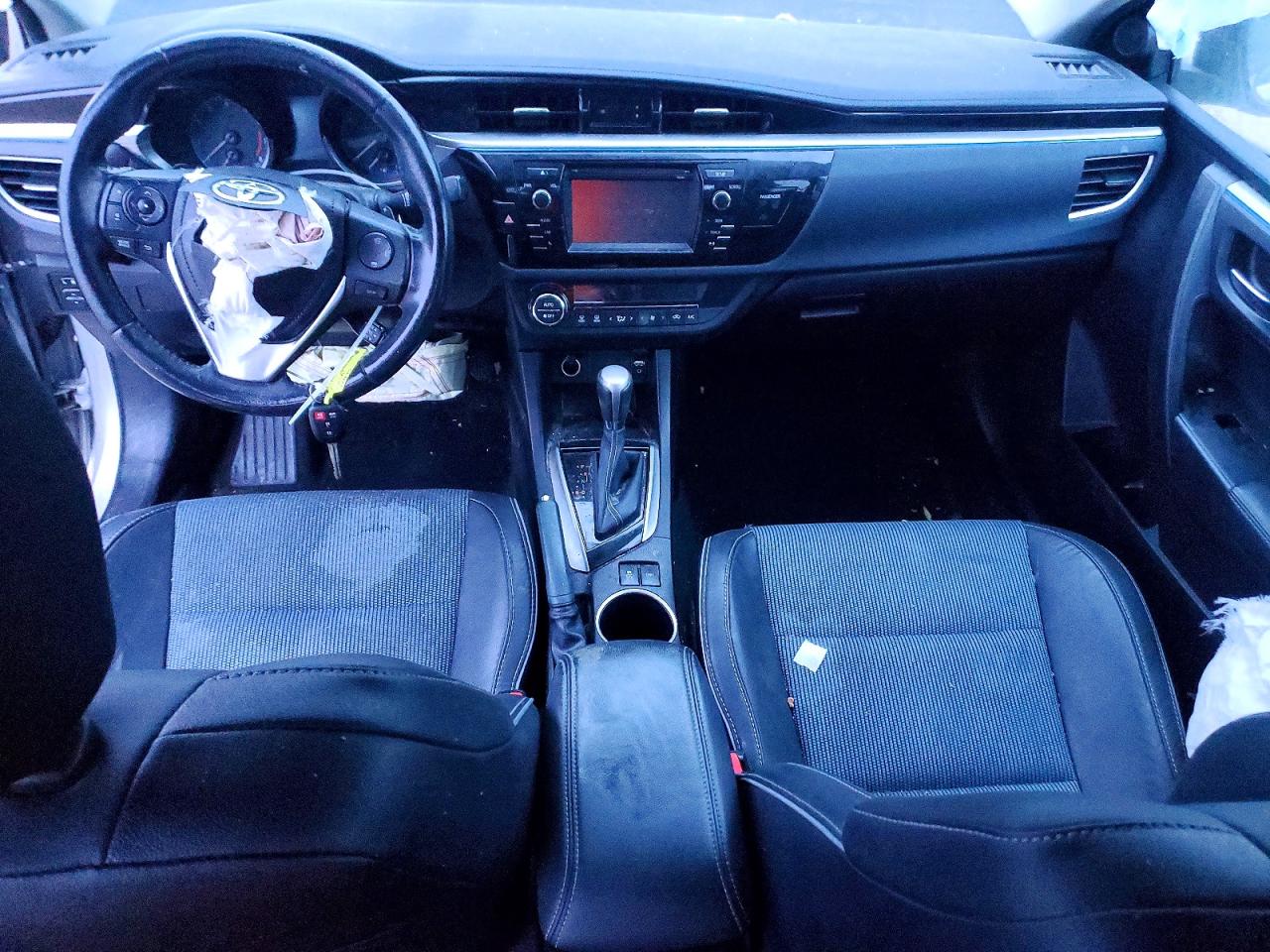 2014 TOYOTA COROLLA L photo 8