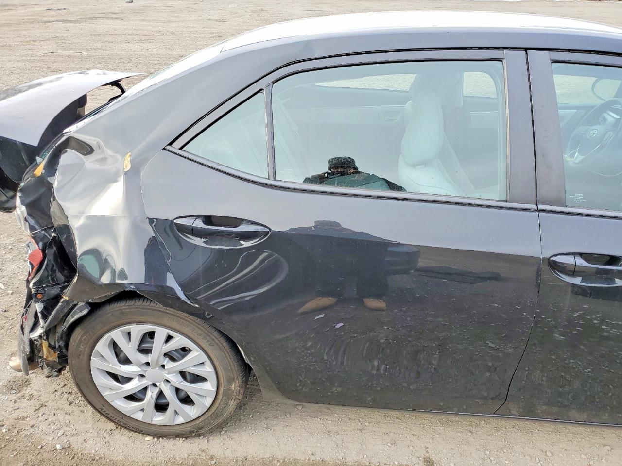 2016 TOYOTA COROLLA L photo 10