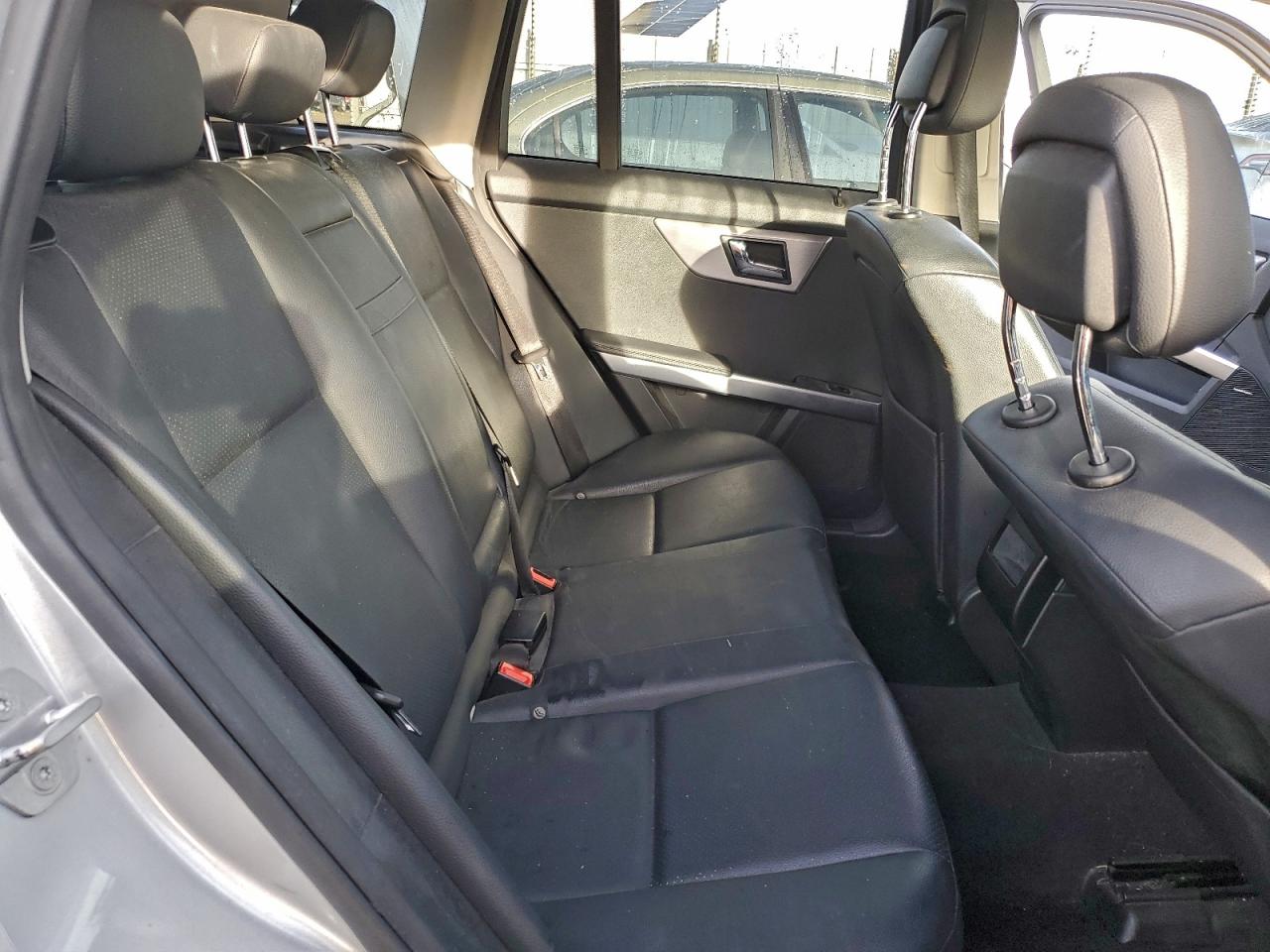 2010 MERCEDES-BENZ GLK 350 4MATIC photo 11