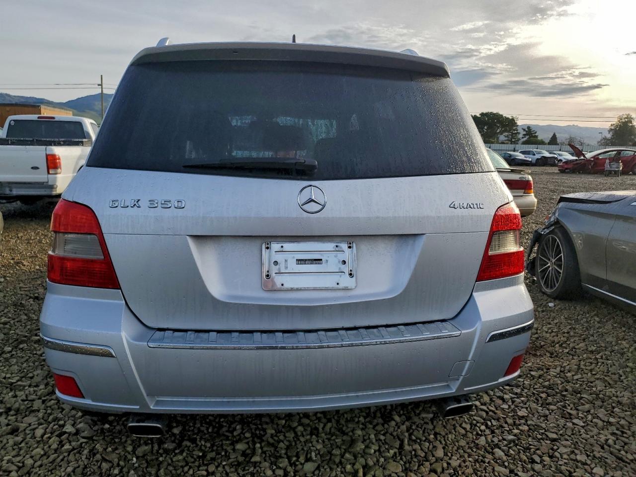 2010 MERCEDES-BENZ GLK 350 4MATIC photo 6