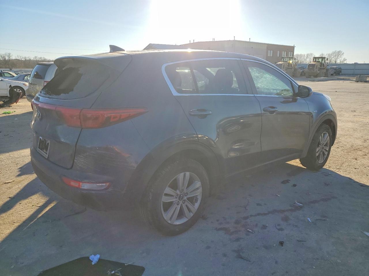 2018 KIA SPORTAGE LX photo 3