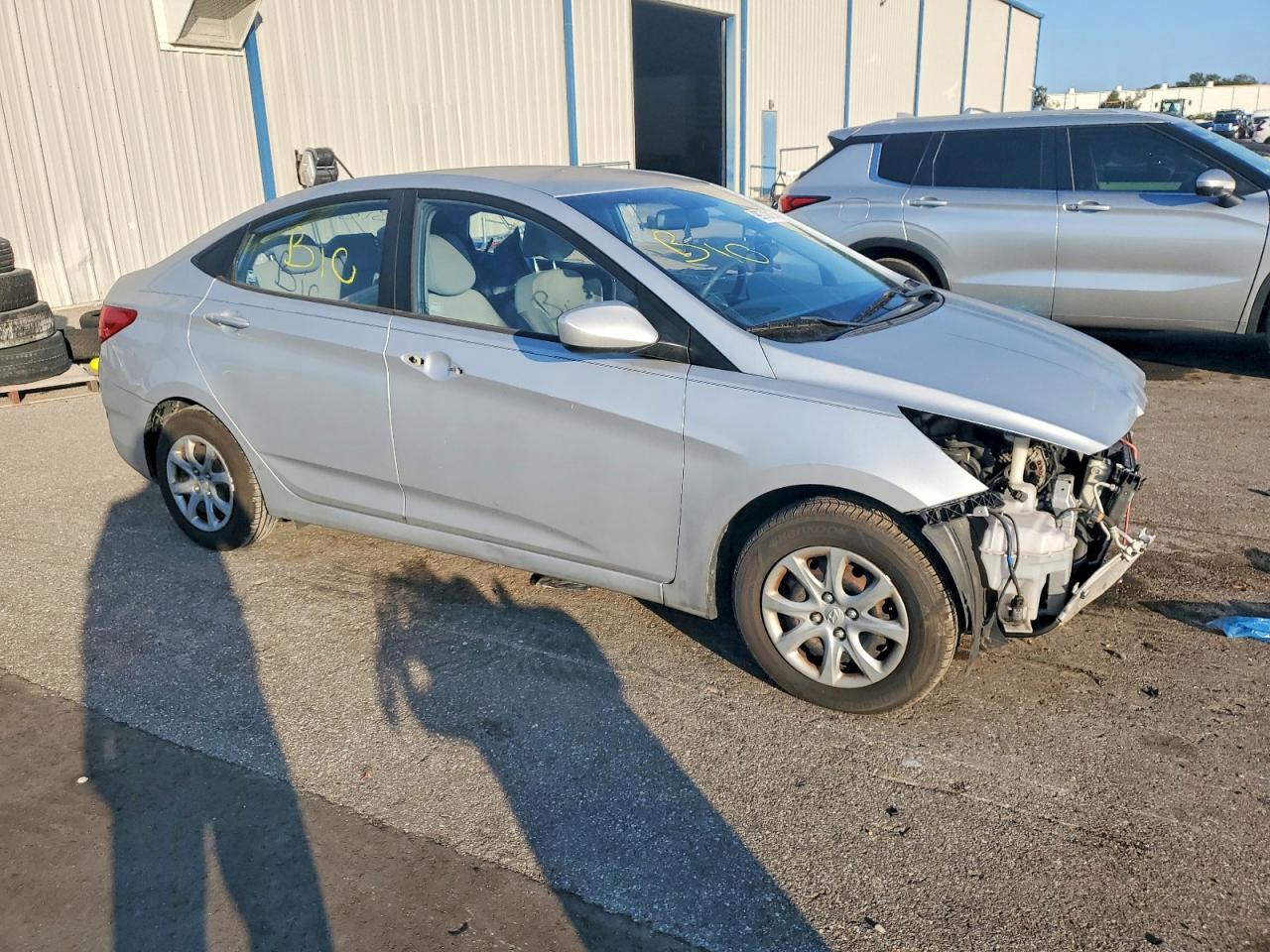2012 HYUNDAI ACCENT GLS photo 4