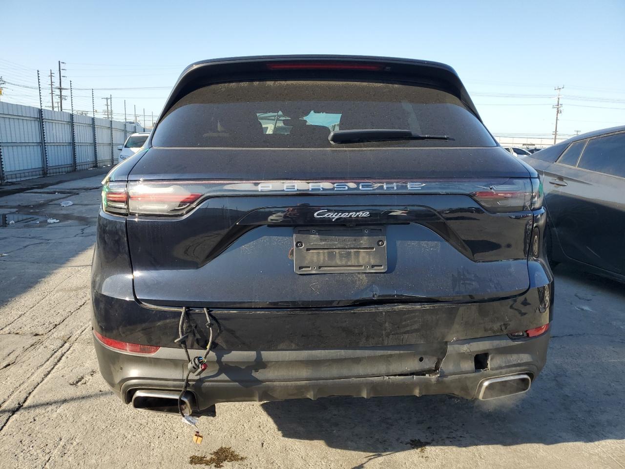 2023 PORSCHE CAYENNE BASE photo 6