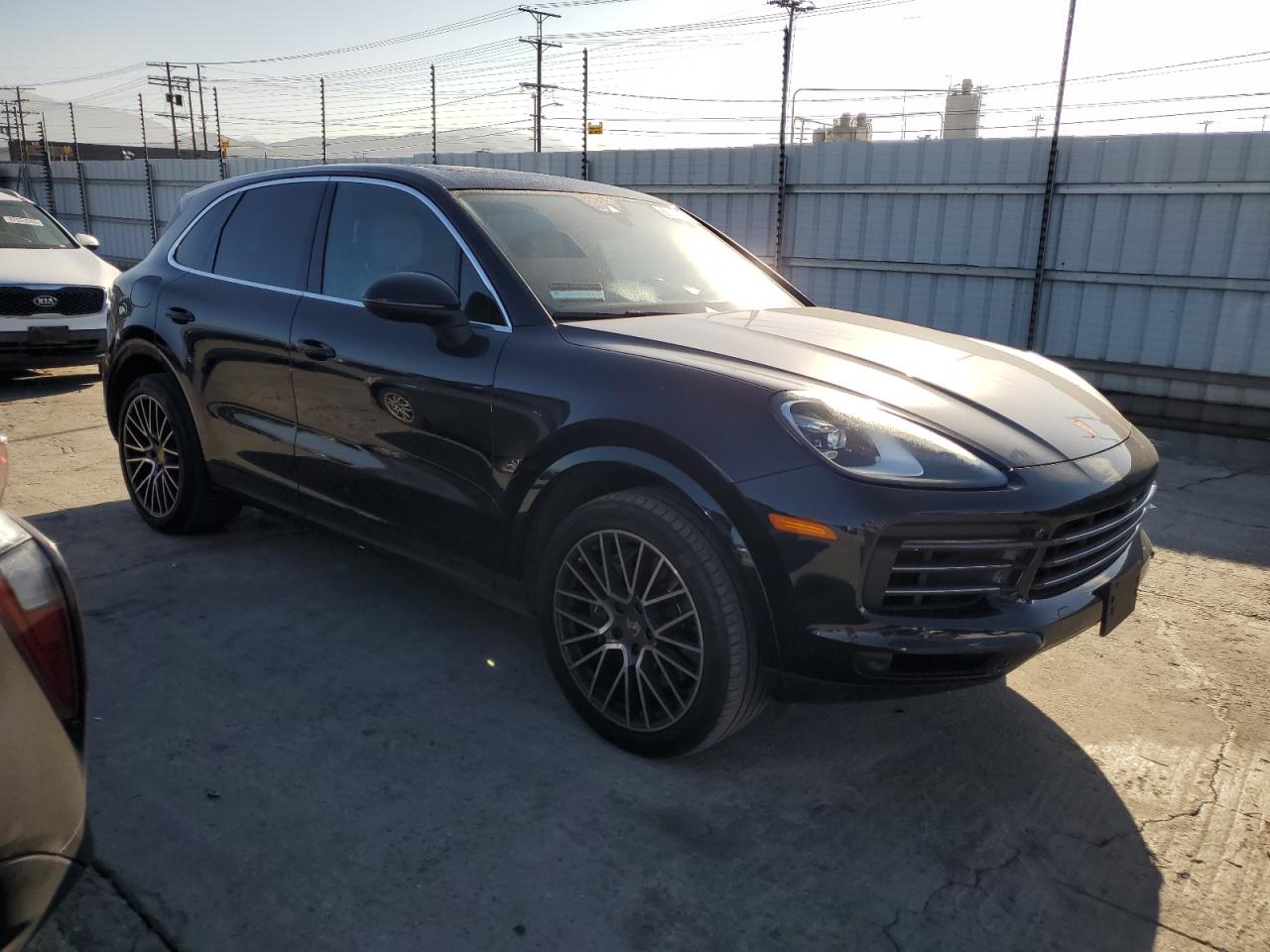 2023 PORSCHE CAYENNE BASE photo 4
