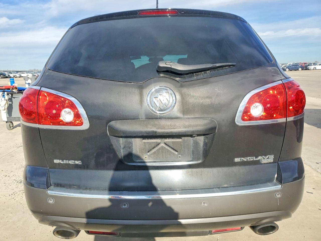 2011 BUICK ENCLAVE CXL photo 11