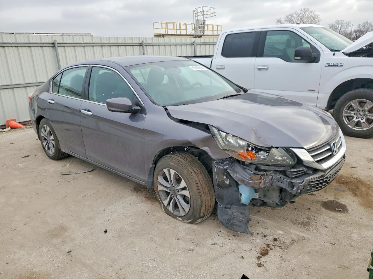2015 HONDA ACCORD LX photo 4