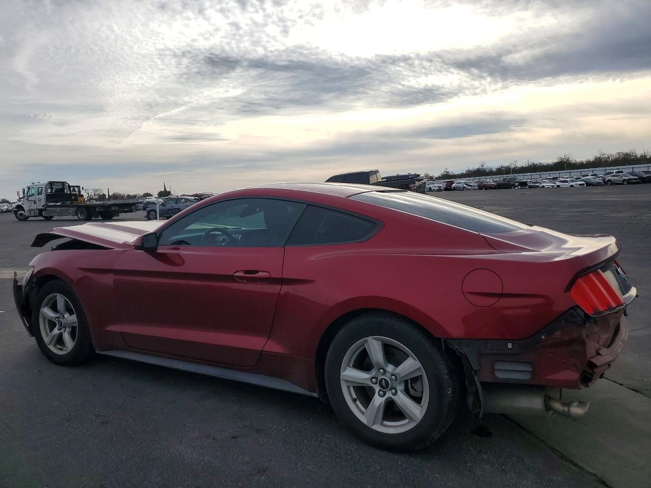 2017 FORD MUSTANG photo 3