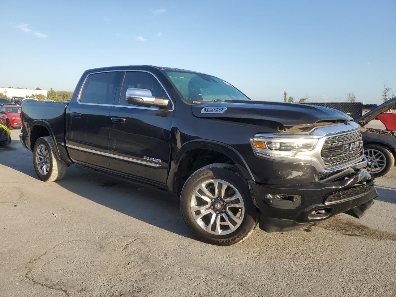 2023 RAM 1500 LIMITED photo 4