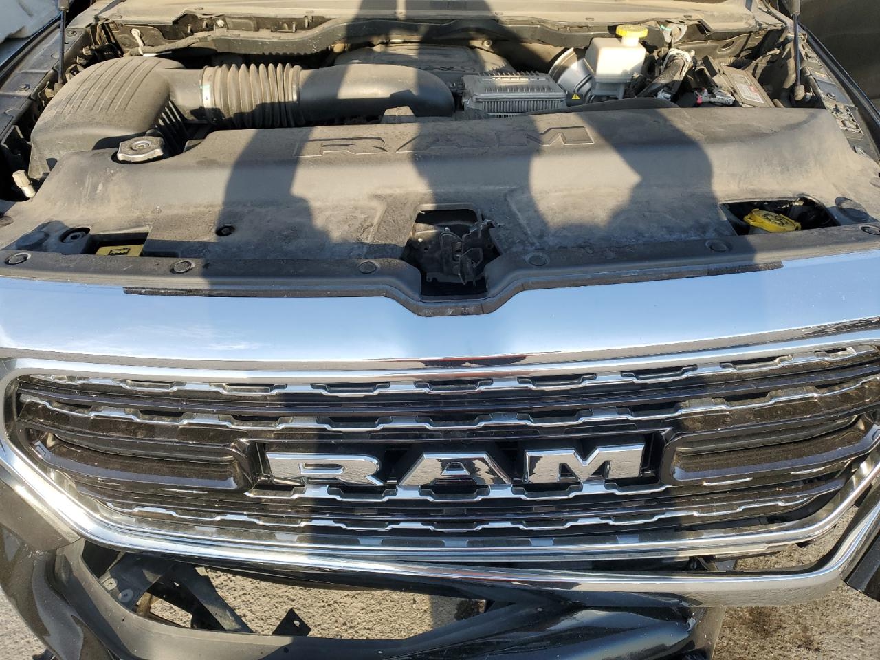 2023 RAM 1500 LIMITED photo 11