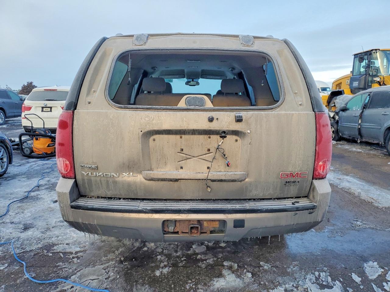 2007 GMC YUKON XL K1500 photo 6