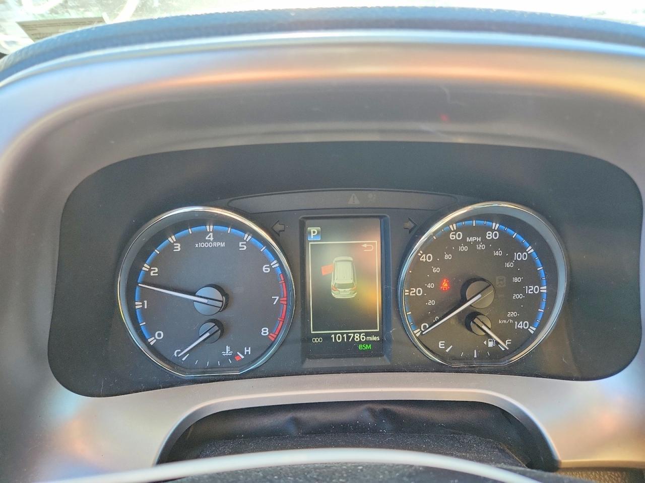 2018 TOYOTA RAV4 LIMITED photo 9
