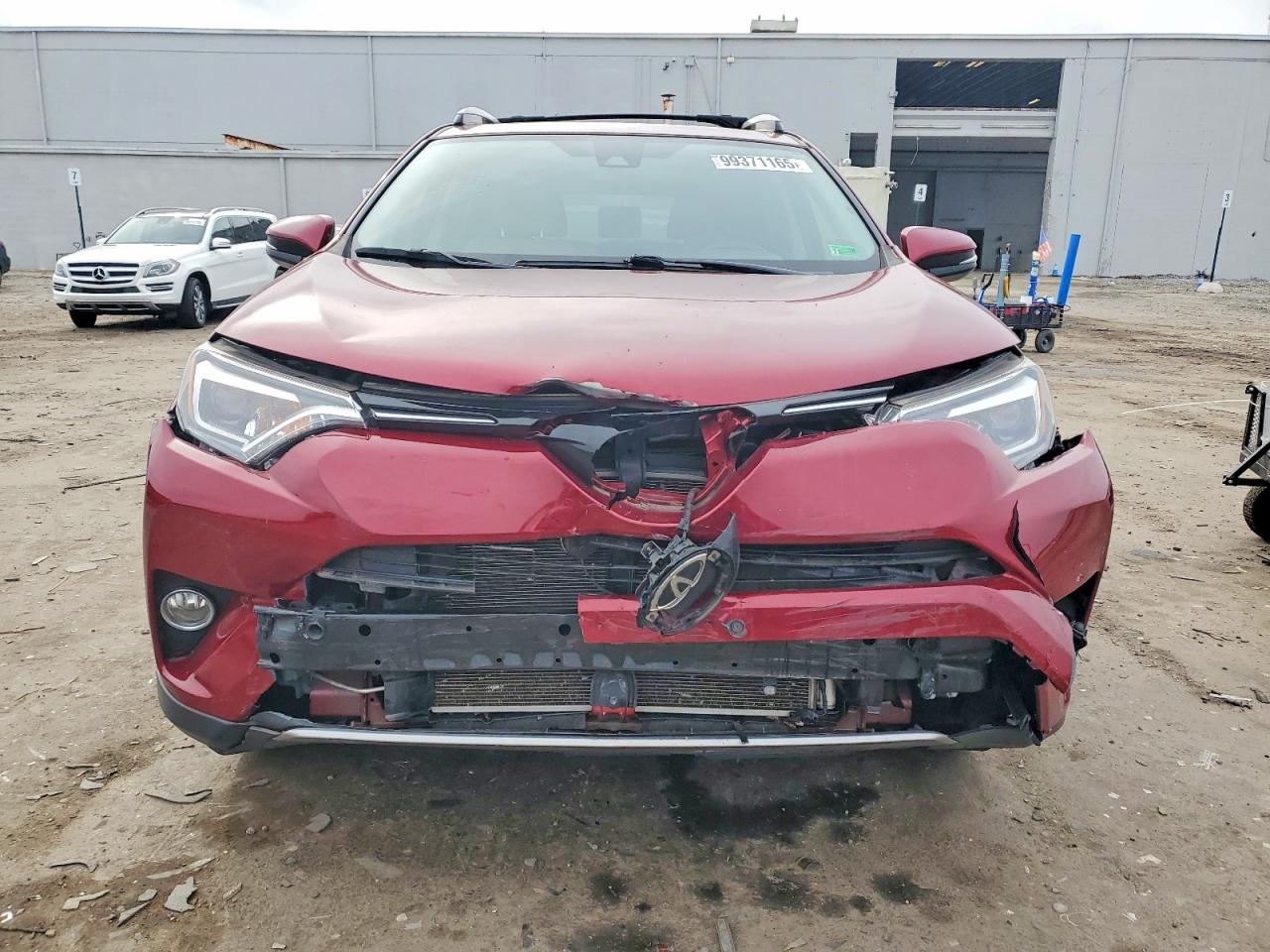 2018 TOYOTA RAV4 LIMITED photo 5