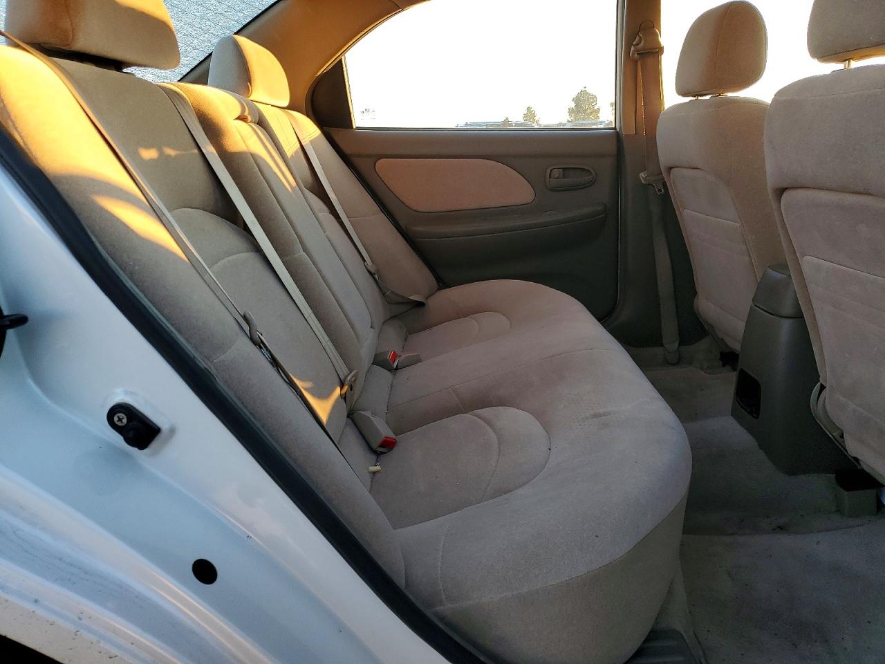 2001 HYUNDAI SONATA GL photo 10