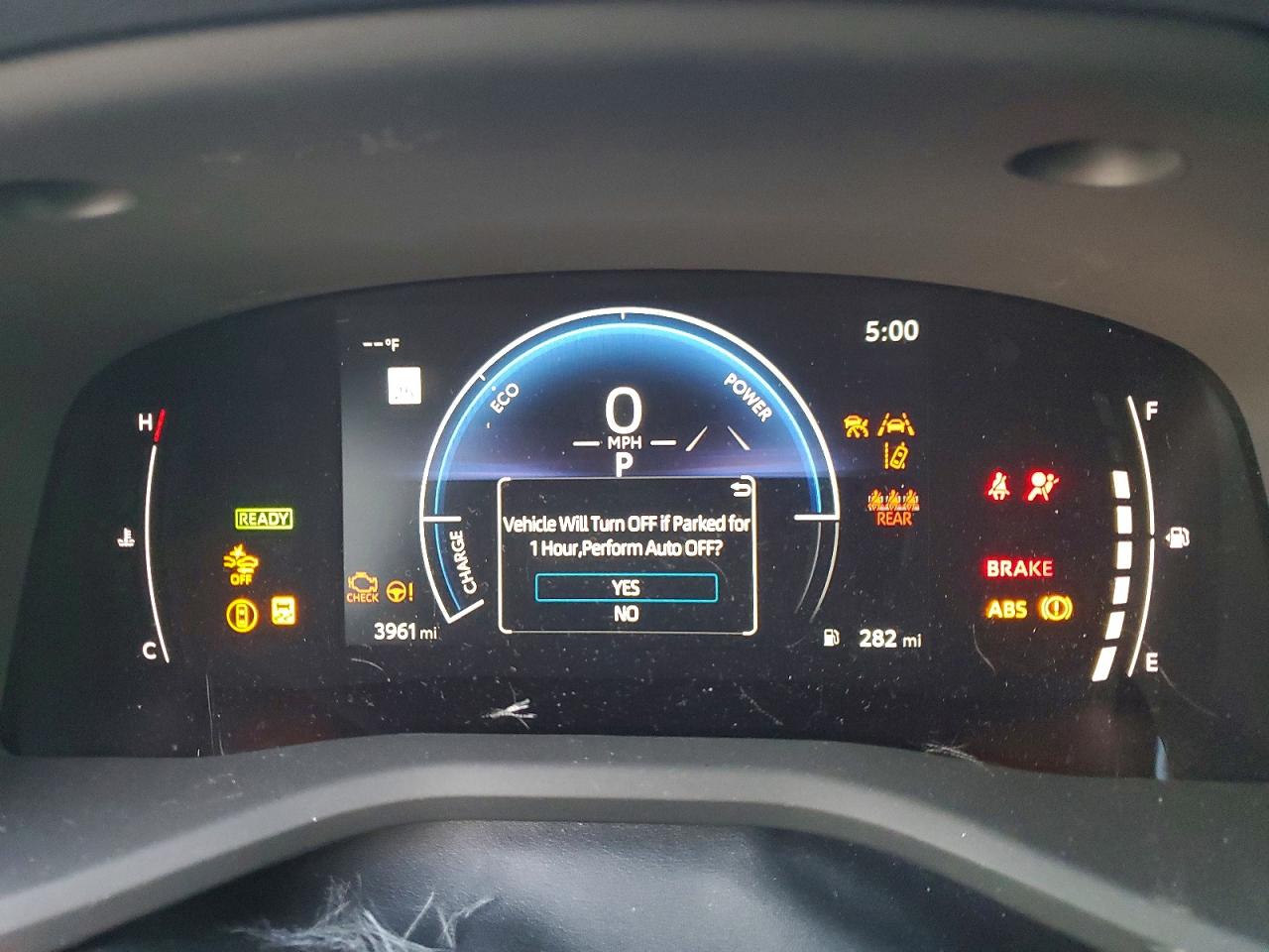 2025 TOYOTA CAMRY SE photo 9