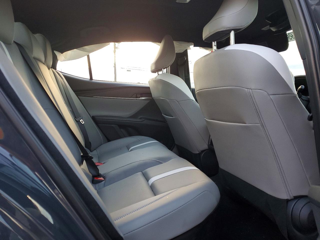2025 TOYOTA CAMRY SE photo 10