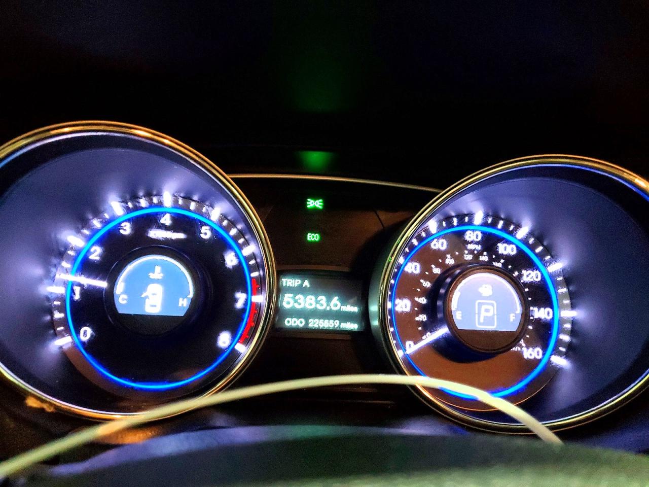 2013 HYUNDAI SONATA GLS photo 9
