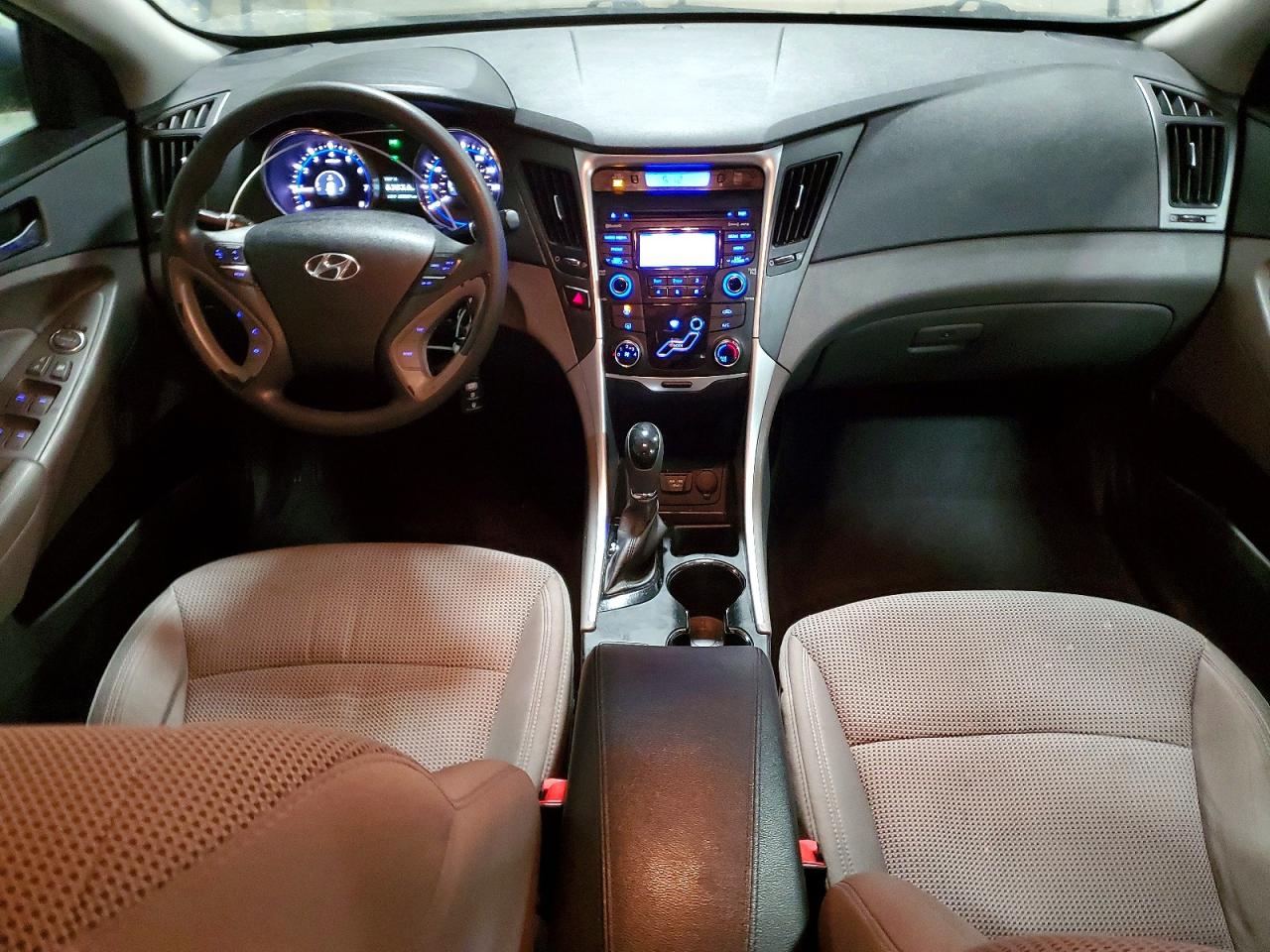 2013 HYUNDAI SONATA GLS photo 8
