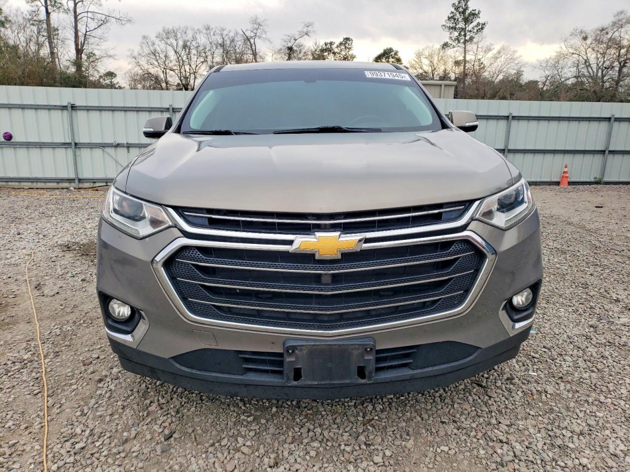 2019 CHEVROLET TRAVERSE LT photo 5