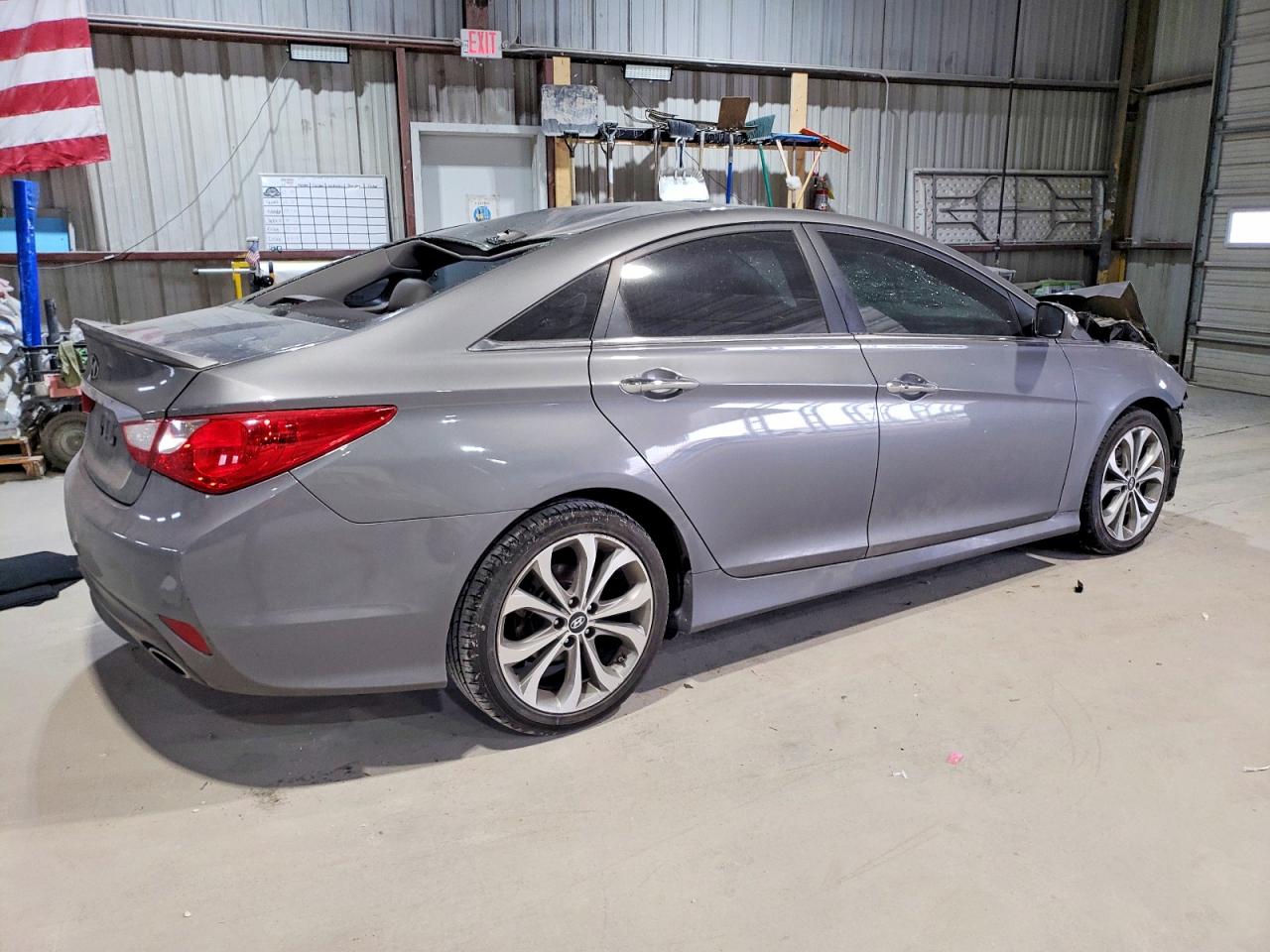 2014 HYUNDAI SONATA SE photo 3