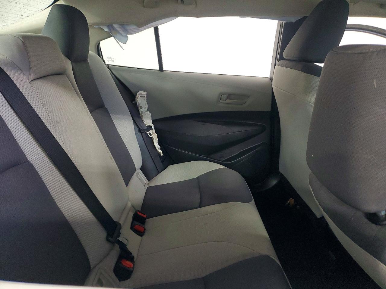 2024 TOYOTA COROLLA LE photo 10