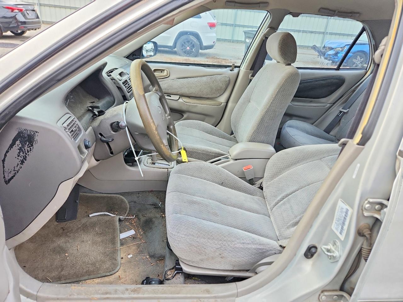 2000 TOYOTA COROLLA VE photo 7