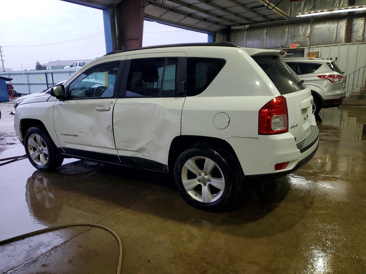 2012 JEEP COMPASS SPORT photo 2