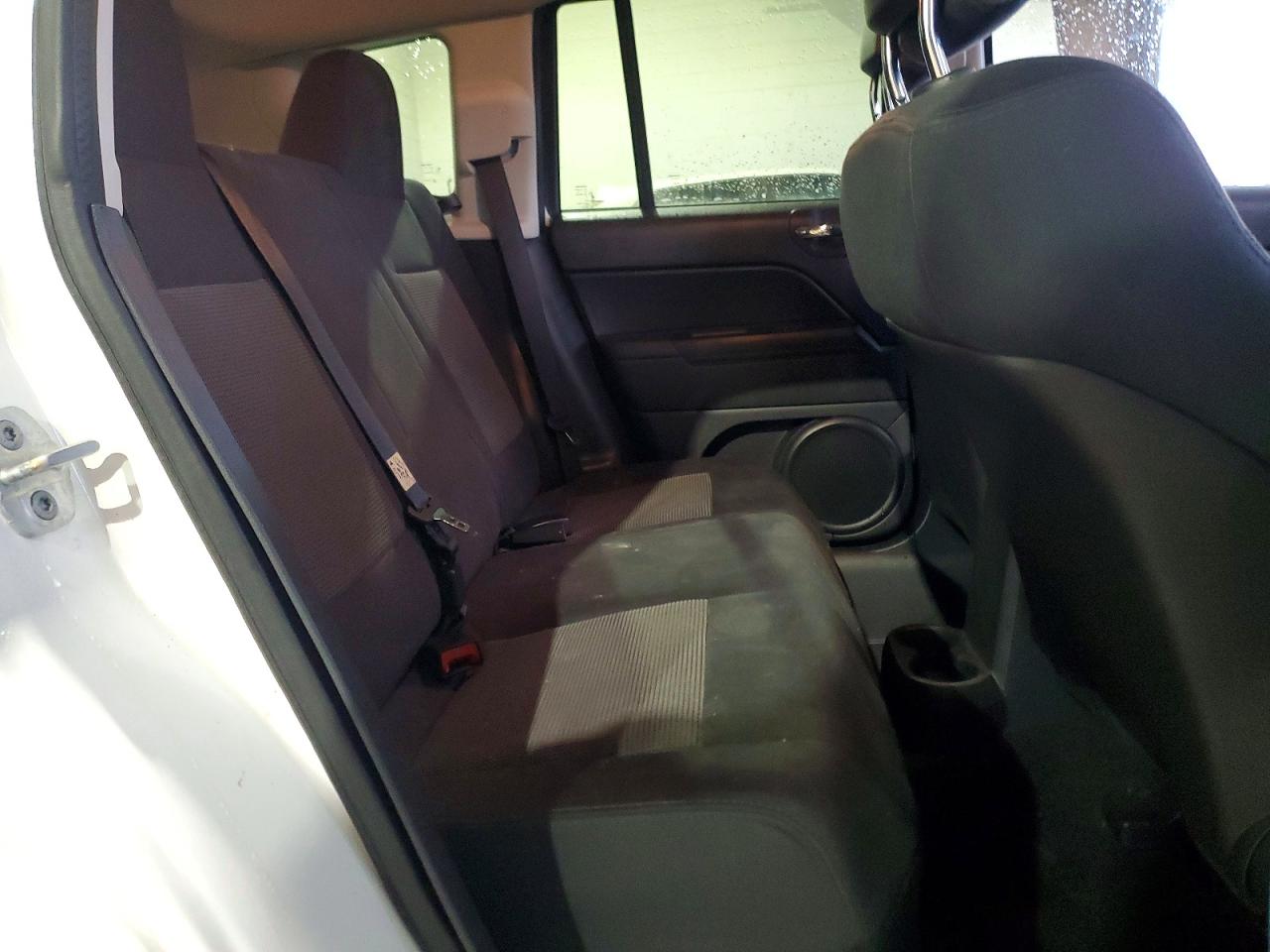 2012 JEEP COMPASS SPORT photo 11