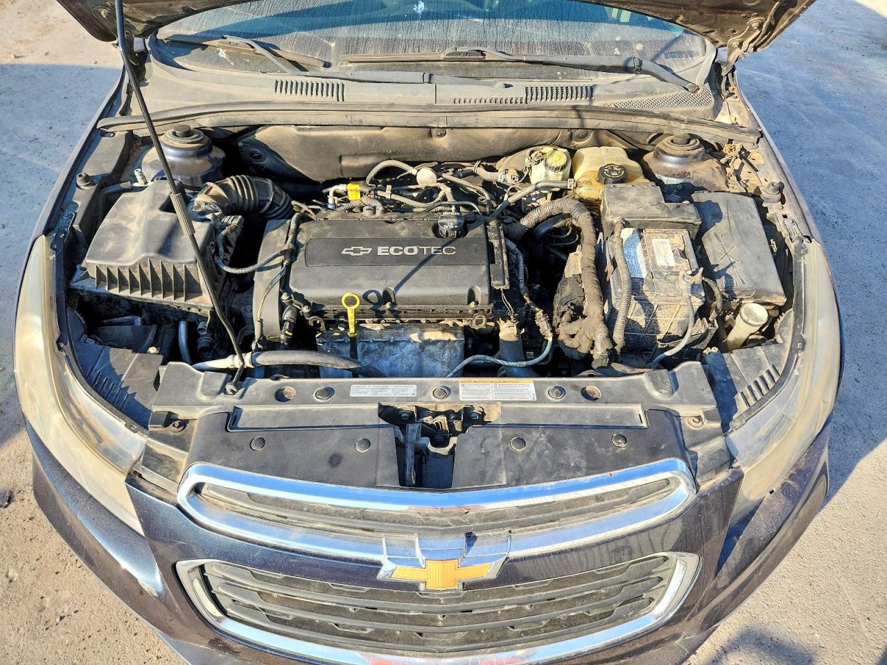 2016 CHEVROLET CRUZE LIMITED LS photo 11