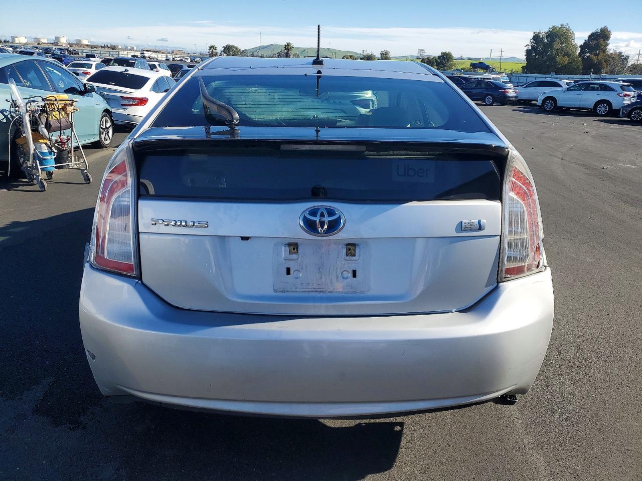 2013 TOYOTA PRIUS THREE photo 6